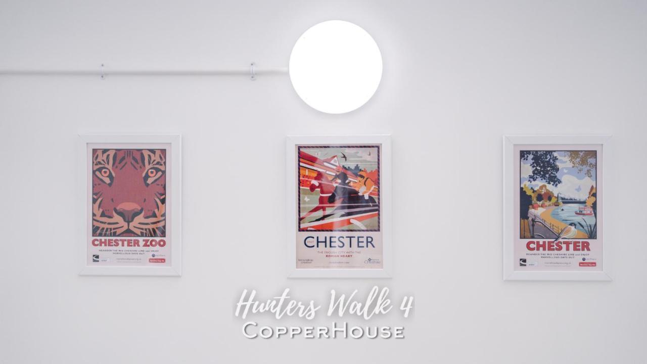 Chester City Centre Apartments With Parking ภายนอก รูปภาพ
