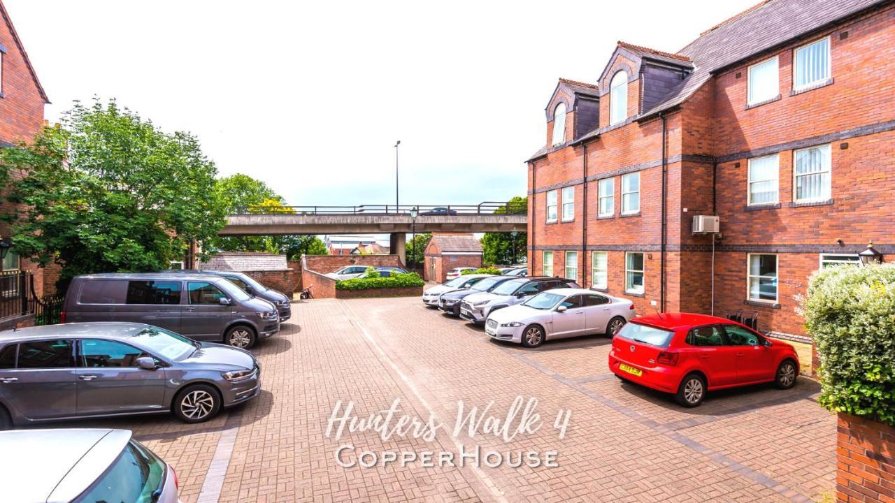 Chester City Centre Apartments With Parking ภายนอก รูปภาพ